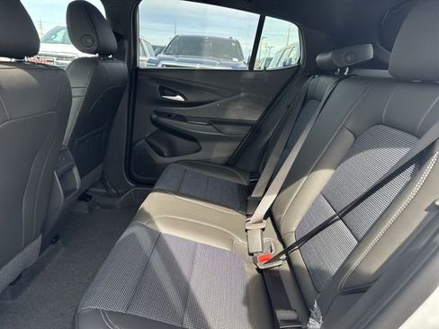New 2026 Buick Envista Preferred w/ Advanced Safety Package FWD image 21