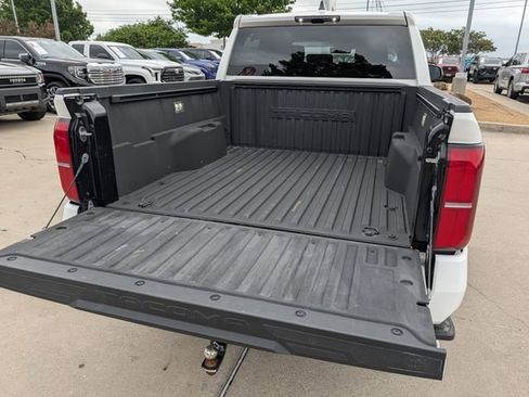 Used 2025 Toyota Tacoma TRD Sport RWD image 28