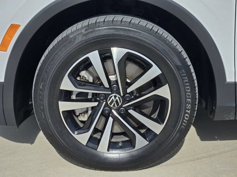 Used 2024 Volkswagen Tiguan S FWD image 9