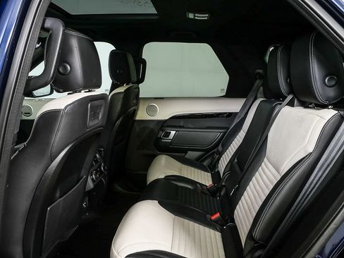 Used 2021 Land Rover Discovery S R-Dynamic AWD/4WD image 19