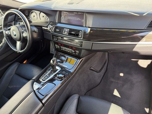 Used 2014 BMW 550i xDrive Sedan image 29