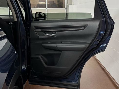Used 2025 Honda CR-V LX image 26
