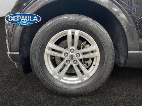 Used 2022 Ford Explorer XLT w/ Class IV Trailer Tow Package image 18