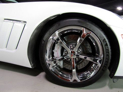 Used 2012 Chevrolet Corvette Grand Sport w/ 3LT Preferred Equipment Group RWD image 26