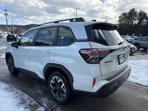 New 2025 Subaru Forester Premium image 8