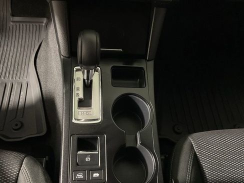 Used 2019 Subaru Outback 2.5i image 29