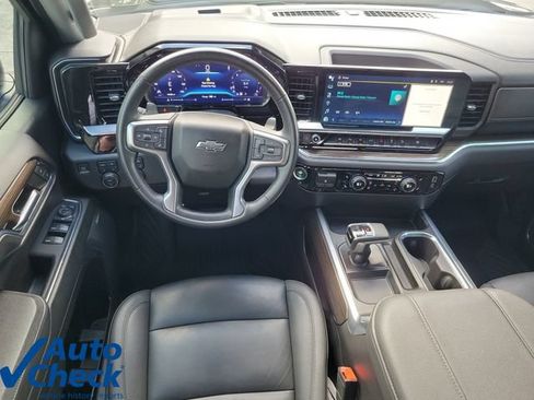 Used 2024 Chevrolet Silverado 1500 LT Trail Boss w/ Convenience Package II AWD/4WD image 13