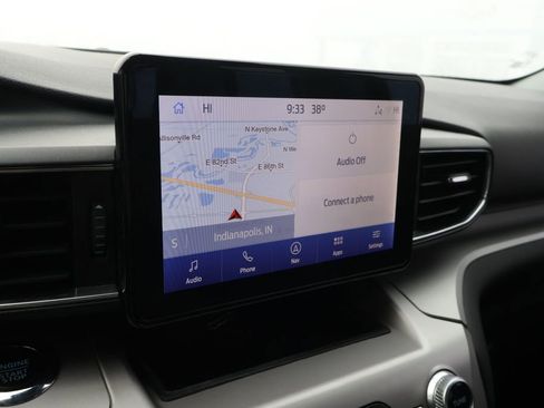 Used 2022 Ford Explorer XLT w/ Equipment Group 202A image 18