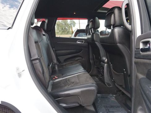 Used 2020 Jeep Grand Cherokee Altitude image 19