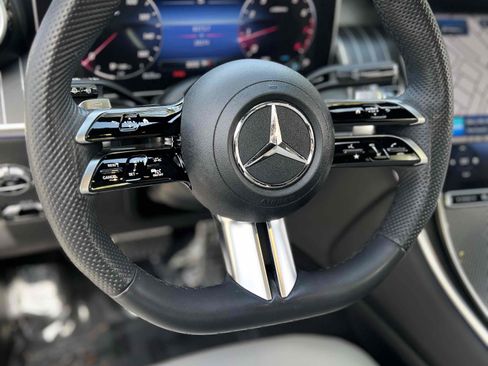 Used 2023 Mercedes-Benz GLC 300 image 55