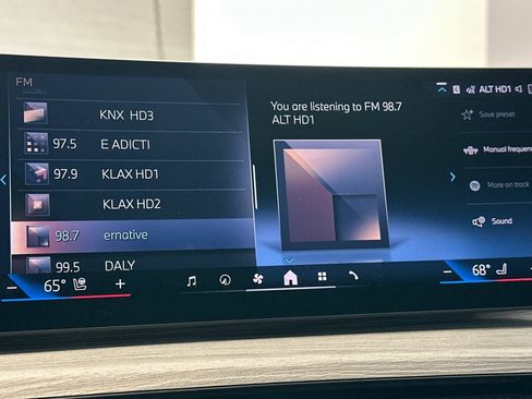 New 2026 BMW 330i Sedan w/ Premium Package image 21