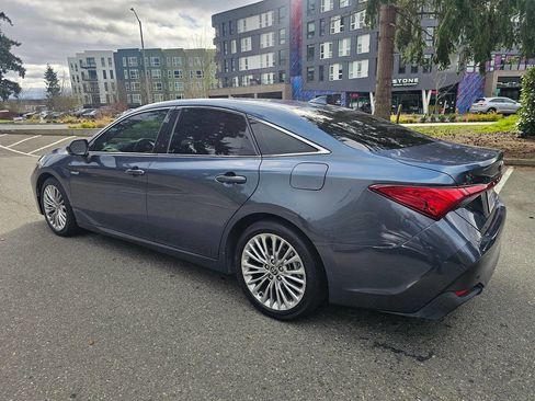 Used 2020 Toyota Avalon Limited w/ Advanced Safety Package image 3