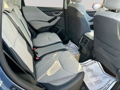 Used 2022 Subaru Forester Premium AWD/4WD image 24