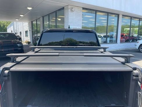 Used 2025 Rivian R1T Premium AWD/4WD image 33