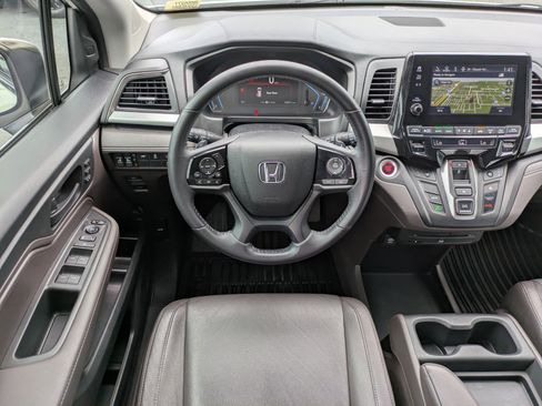 Used 2018 Honda Odyssey EX-L image 15