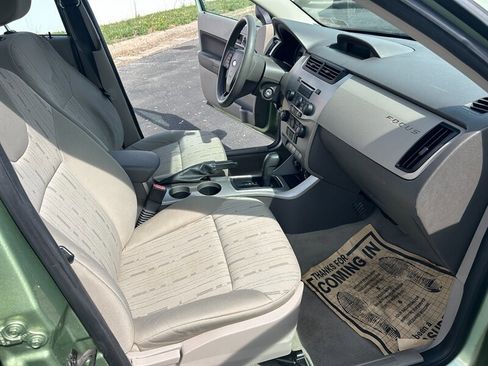 Used 2008 Ford Focus SE image 12