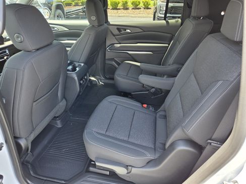 New 2026 Chevrolet Traverse LT w/ Driver Confidence Package AWD/4WD image 6