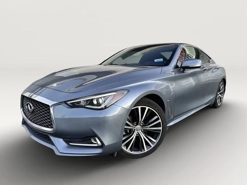 Used 2017 INFINITI Q60 2.0t RWD image 9