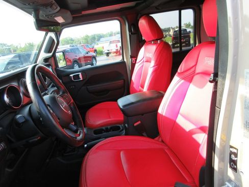 Used 2022 Jeep Wrangler Unlimited Sport AWD/4WD image 23