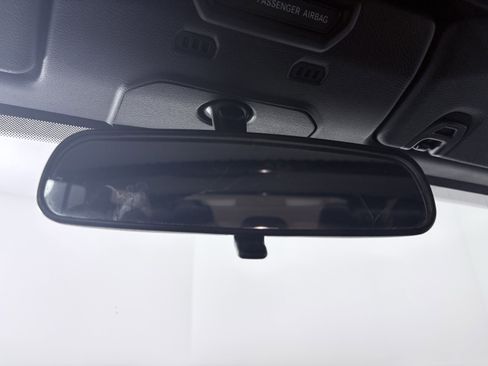 Used 2018 Jeep Wrangler Unlimited Sahara image 19