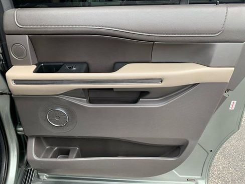 Used 2019 Ford Expedition Max XLT w/ Equipment Group 202A image 26