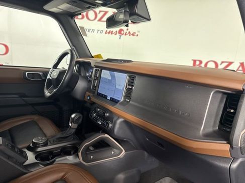 Used 2024 Ford Bronco Outer Banks image 17