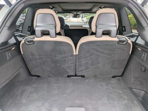 Certified 2026 Volvo XC90 B5 Plus w/ Protection Package Premier AWD/4WD image 16