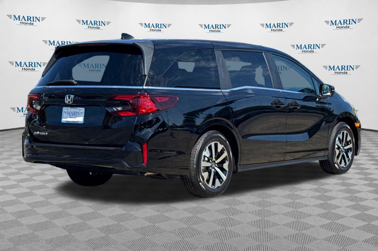 New 2026 Honda Odyssey EX-L image 3