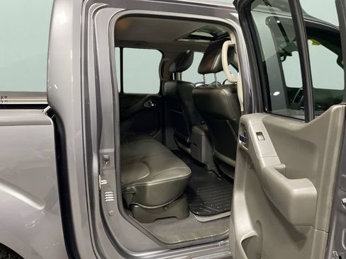 Used 2021 Nissan Frontier PRO-4X w/ Pro-4x Utility Package AWD/4WD image 24