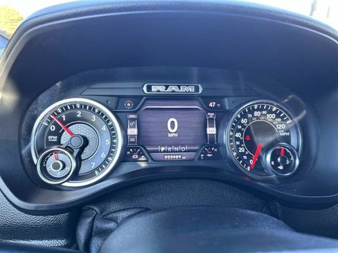 Used 2019 RAM 1500 Big Horn image 28