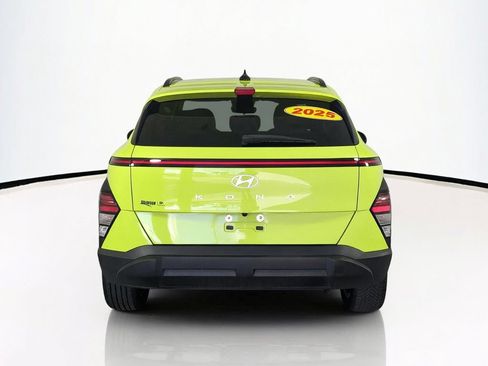 Used 2025 Hyundai Kona SEL FWD image 6
