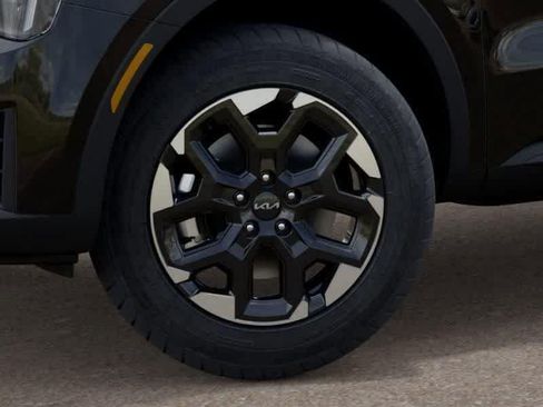 Certified 2026 Kia Sorento S AWD/4WD image 9