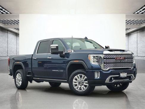 Used 2022 GMC Sierra 2500 Denali w/ Denali Ultimate Package AWD/4WD image 2