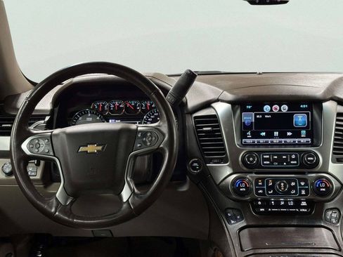 Used 2015 Chevrolet Suburban LTZ AWD/4WD image 30