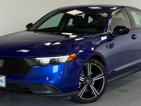 Used 2024 Honda Accord Sport image 1