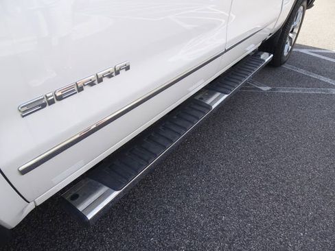 Used 2017 GMC Sierra 1500 SLT w/ SLT Premium Package image 41