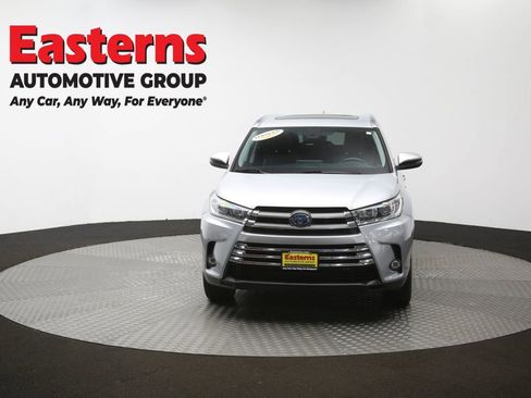 Used 2019 Toyota Highlander Limited w/ Carpet Mat Package (TMS) AWD/4WD image 59