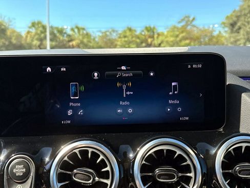 Certified 2025 Mercedes-Benz GLA 250 image 20