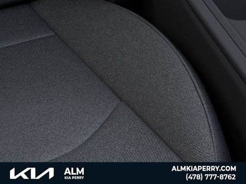 New 2026 Kia K4 LXS image 24