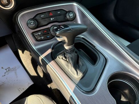 Used 2016 Dodge Challenger SXT RWD image 32