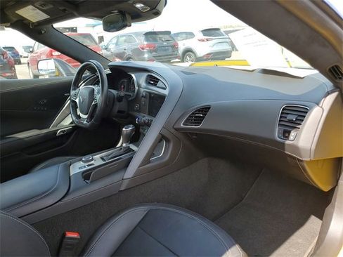 Used 2015 Chevrolet Corvette Z06 w/ 3LZ Preferred Equipment Group image 26