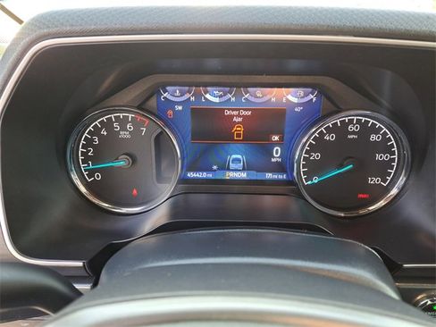 Certified 2022 Ford F150 XLT w/ Equipment Group 302A High image 11