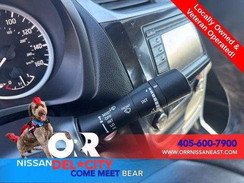 Used 2017 Nissan Sentra SR w/ SR Premium Technology Package image 20