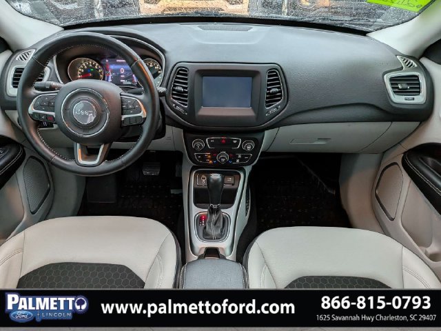 Used 2020 Jeep Compass Latitude w/ Popular Equipment Group FWD image 15