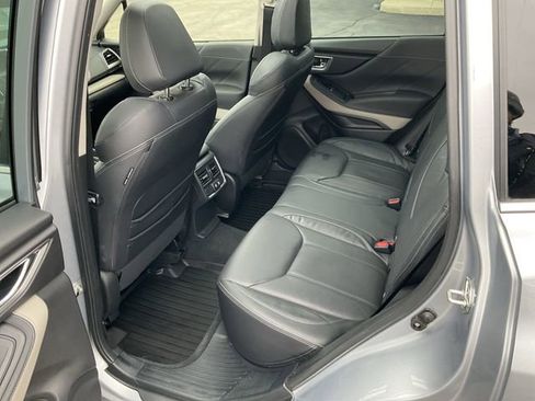 Used 2023 Subaru Forester Limited image 12