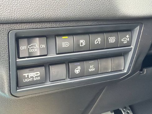 Used 2026 Toyota Sequoia TRD Pro AWD/4WD image 25