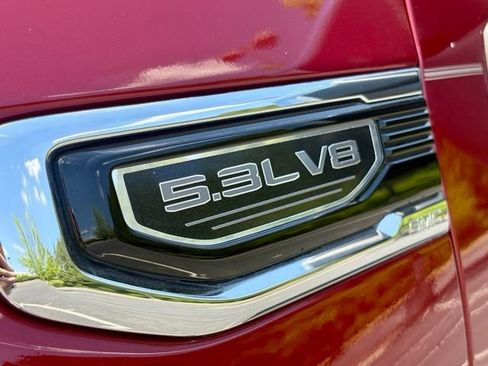 Used 2019 GMC Sierra 1500 SLT w/ SLT Premium Plus Package AWD/4WD image 15