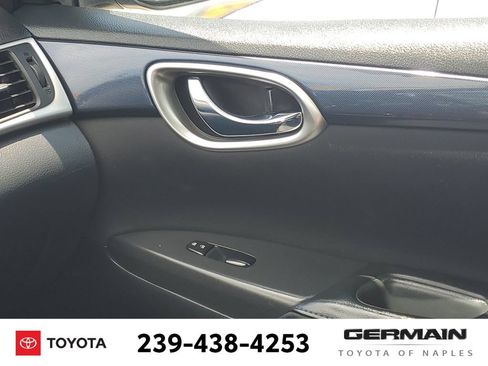 Used 2019 Nissan Sentra SR FWD image 28