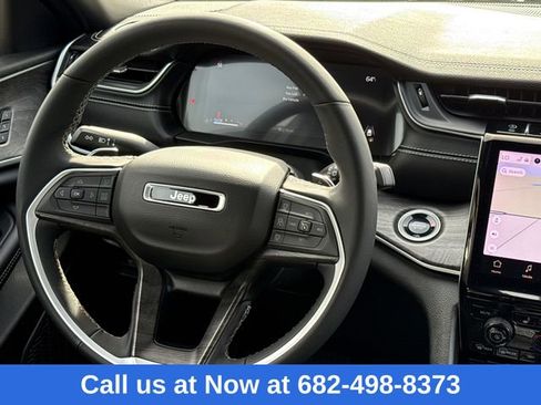 Used 2024 Jeep Grand Cherokee L Limited w/ Luxury Tech Group II image 13