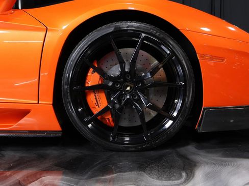 Used 2014 Lamborghini Aventador LP 700-4 image 16